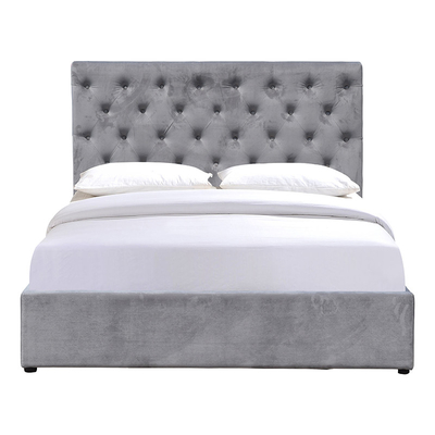 Upholstered বিছানা ফ্রেম এটা সম্পর্কে বিশেষ জিনিস আছে যে আপনি জিনিস সংরক্ষণ করতে পারেন